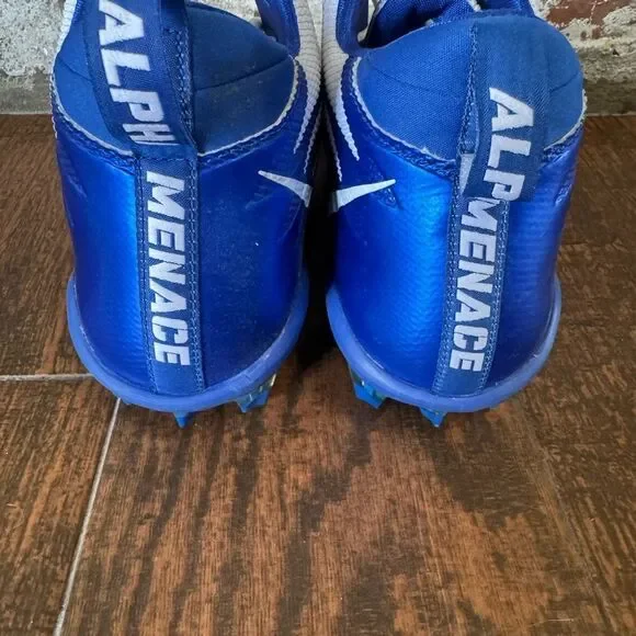 Nike White and Blue Athletic Cleats - Picture 3 of 8